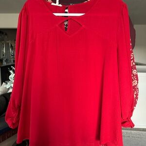 Multiple Women's Top